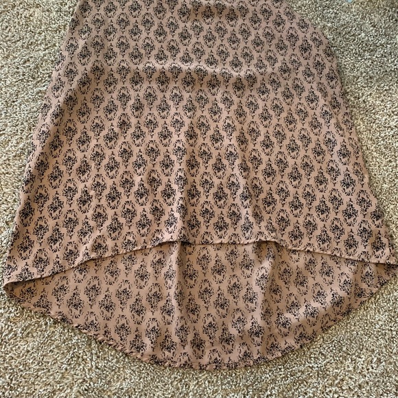 Flowy tank 🖤 - Picture 7 of 8